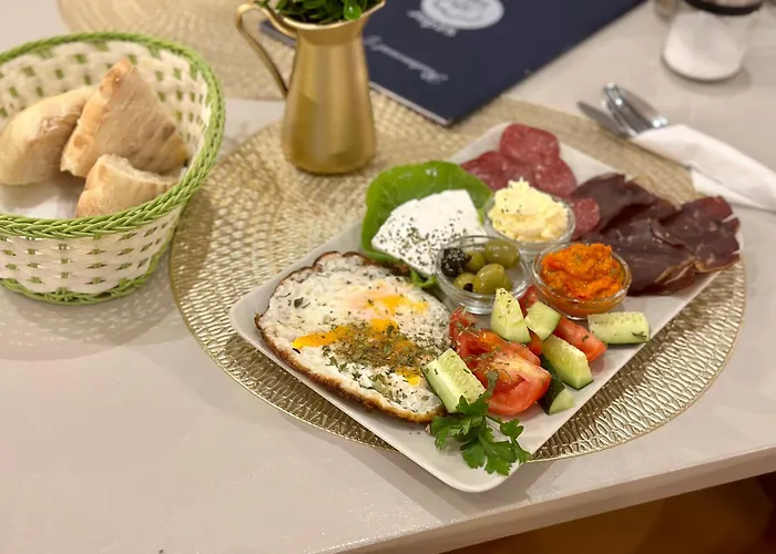 Apartment The Place 87 *